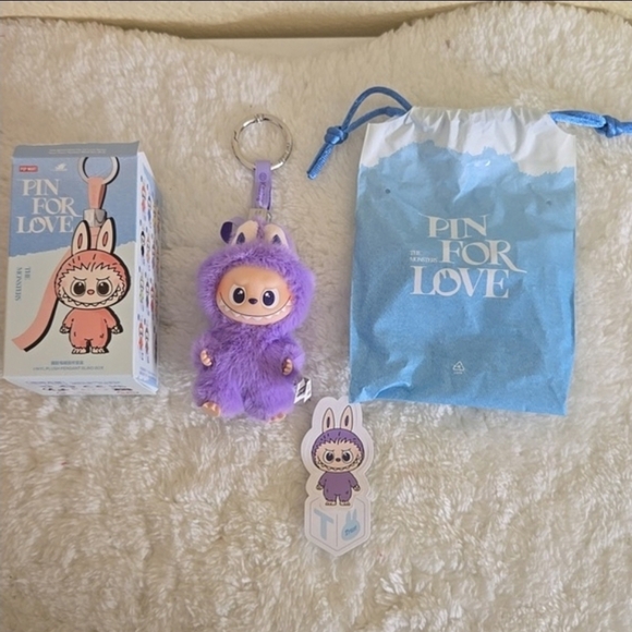 POP MART Pin For Love "T" Purple Mini Labubu - Picture 1 of 8